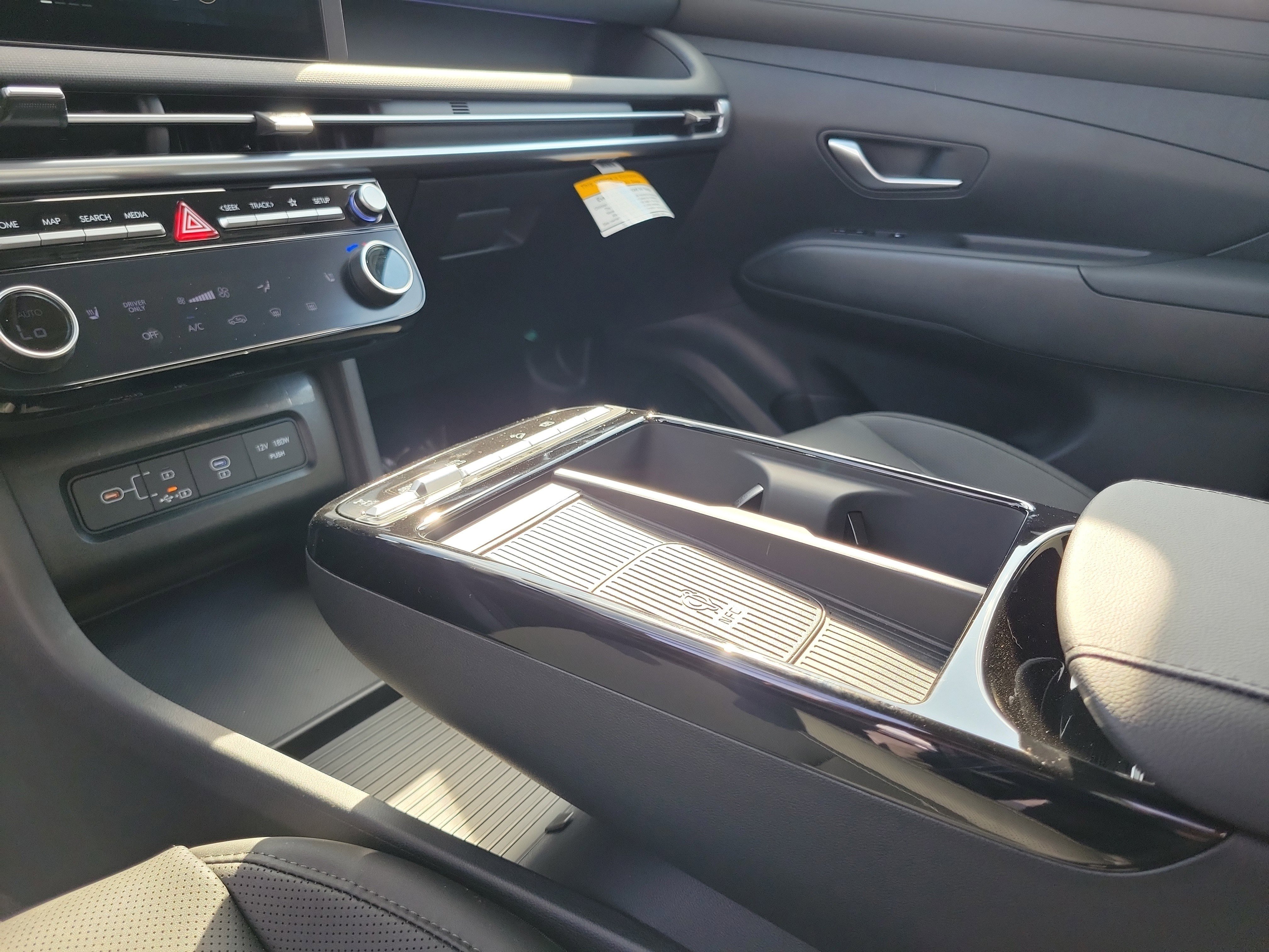 New 2025 Hyundai Tucson SEL image 12