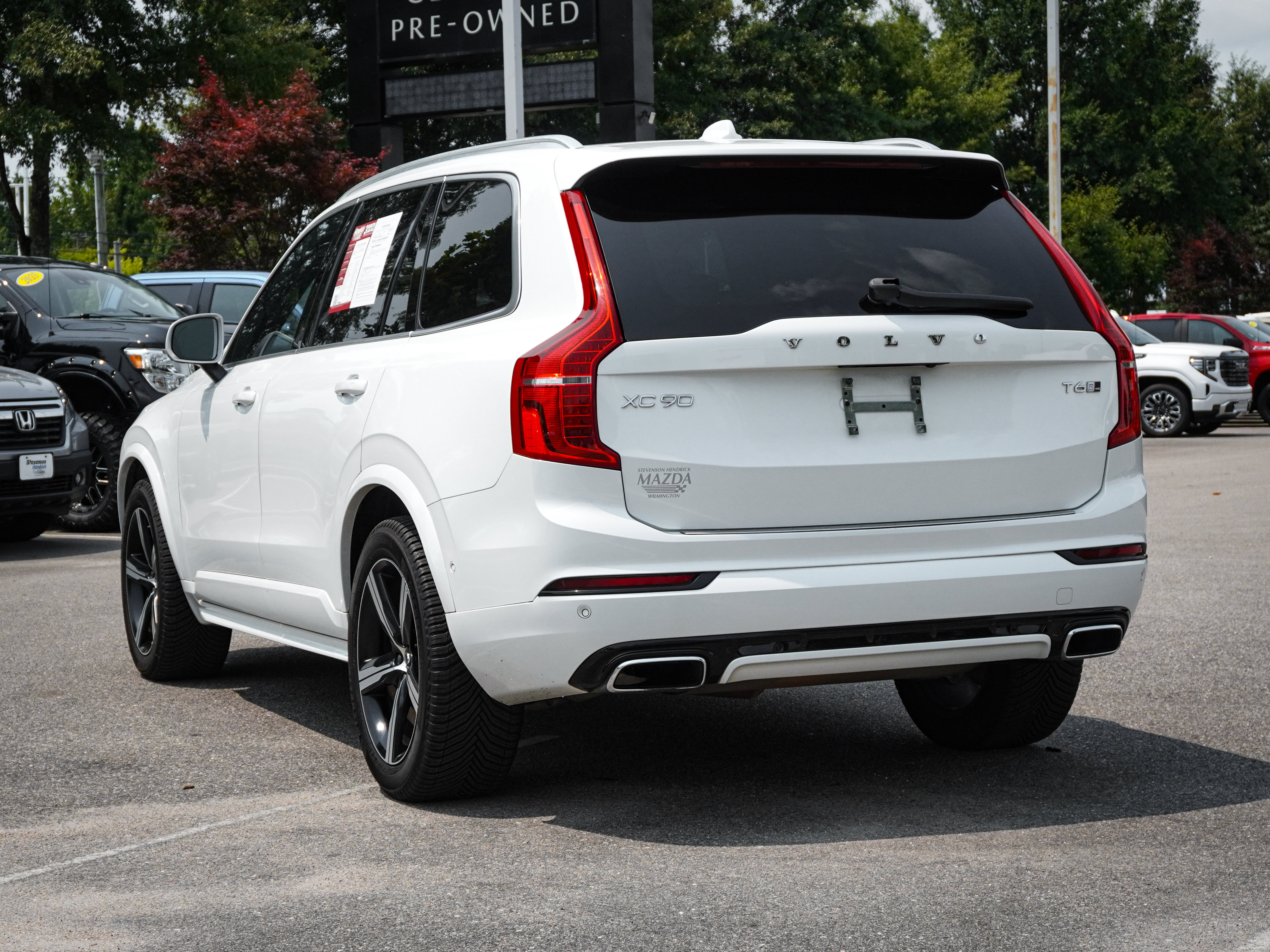Used 2019 Volvo XC90 T6 R-Design w/ Advanced Package AWD/4WD image 8