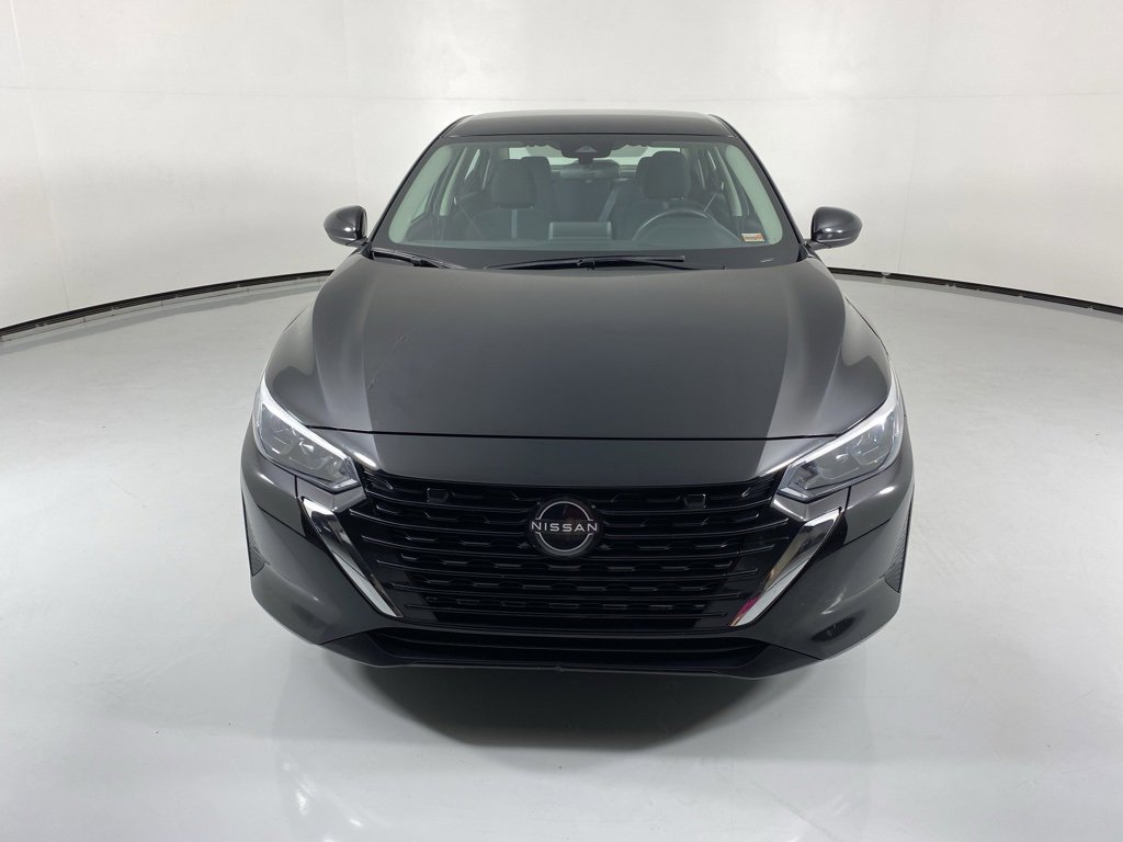 Used 2024 Nissan Sentra SV image 2