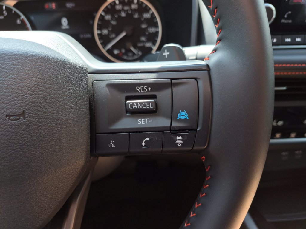 Certified 2026 Nissan Rogue SV AWD/4WD image 28