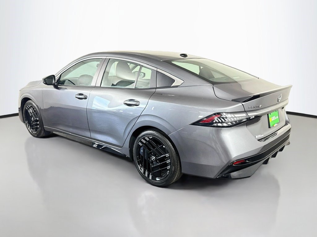 Used 2026 Nissan Sentra SR w/ Floor Mat Package FWD image 7