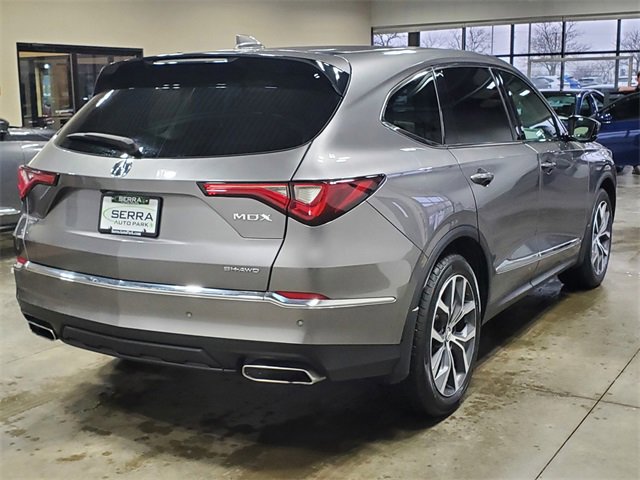 Certified 2023 Acura MDX SH-AWD w/ Technology Package image 4