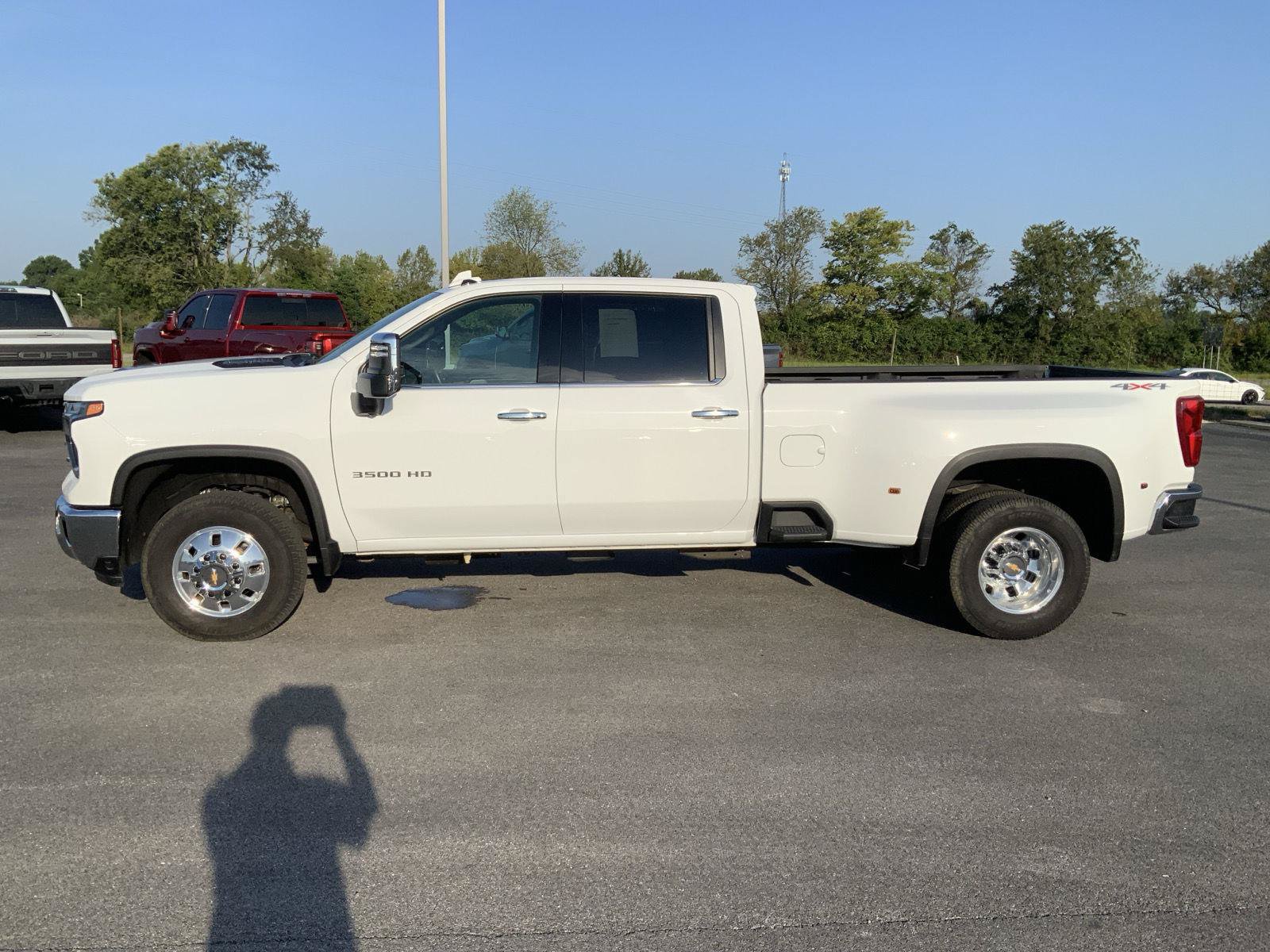 Used 2025 Chevrolet Silverado 3500 LTZ w/ LTZ Plus Package AWD/4WD image 8