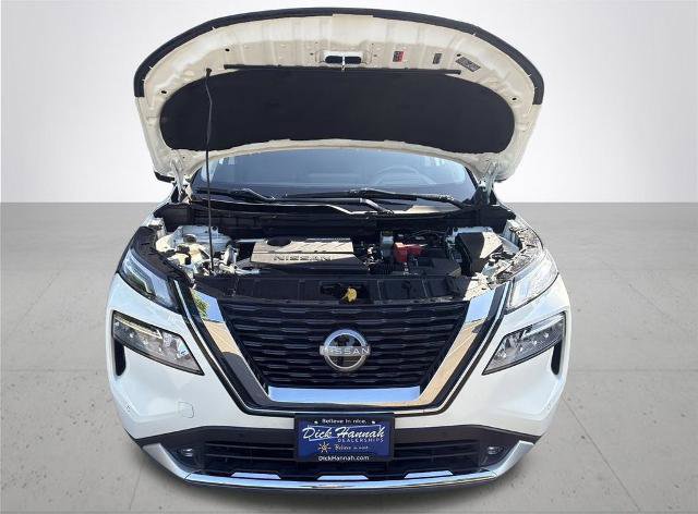 Certified 2022 Nissan Rogue Platinum w/ Head-Up Display Package image 5