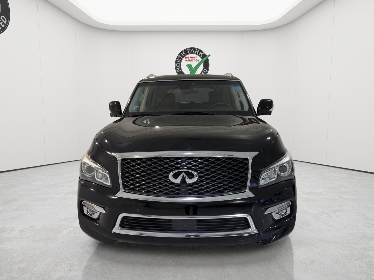 Used 2017 INFINITI QX80 2WD w/ Driver Assistance Package image 8