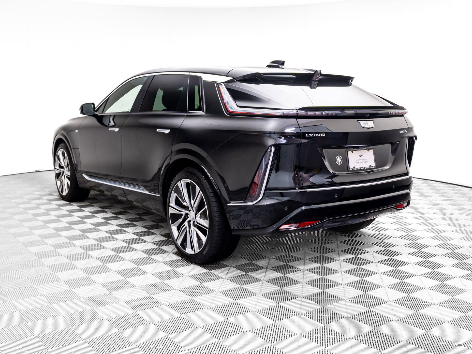 Certified 2025 Cadillac Lyriq Luxury w/ LPO, Floor Liner Package image 3