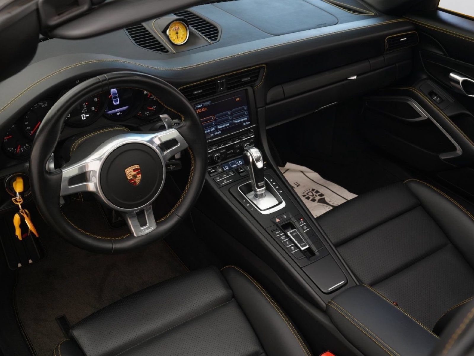 Used 2015 Porsche 911 Targa 4S w/ Burmester Audio Package AWD/4WD image 12