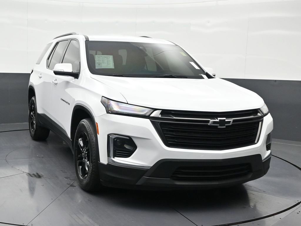 Used 2023 Chevrolet Traverse LT image 8