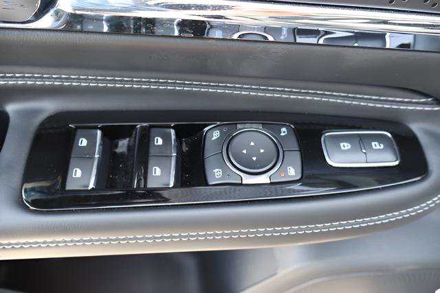 Used 2025 Lincoln Corsair Grand Touring w/ Equipment Group 301A image 18