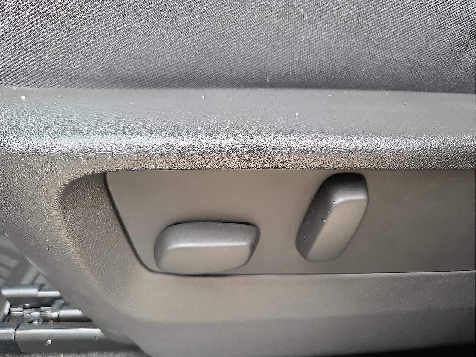 Used 2023 Buick Envision Preferred w/ Sport Touring Package AWD/4WD image 15