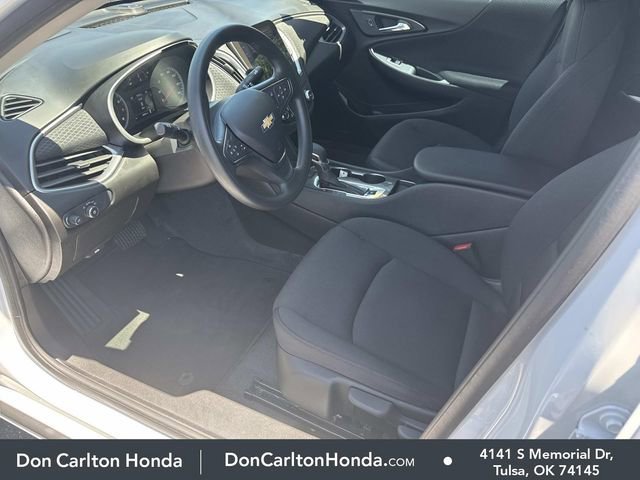 Used 2025 Chevrolet Malibu LS FWD image 12