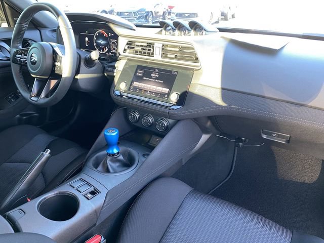 Used 2025 Nissan Z Sport w/ Floor Mat Package image 13