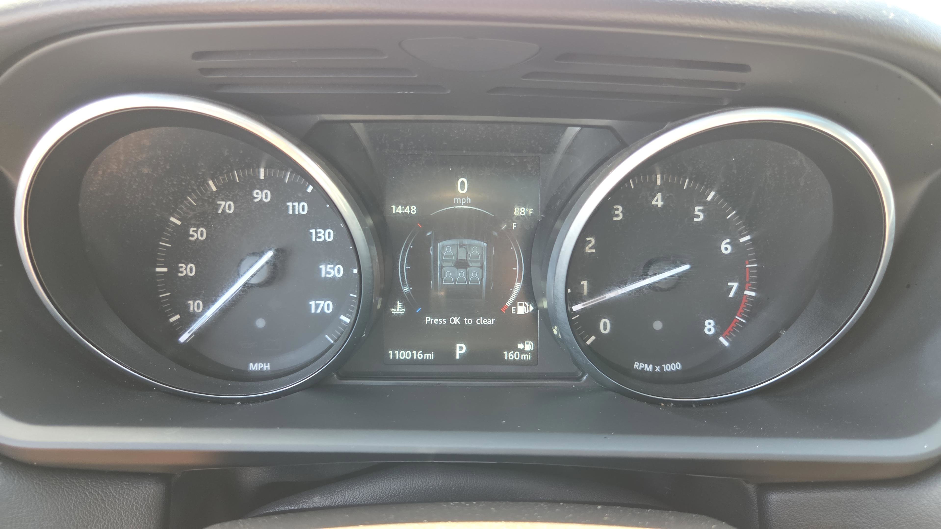 Used 2016 Land Rover Range Rover Sport SE AWD/4WD image 27