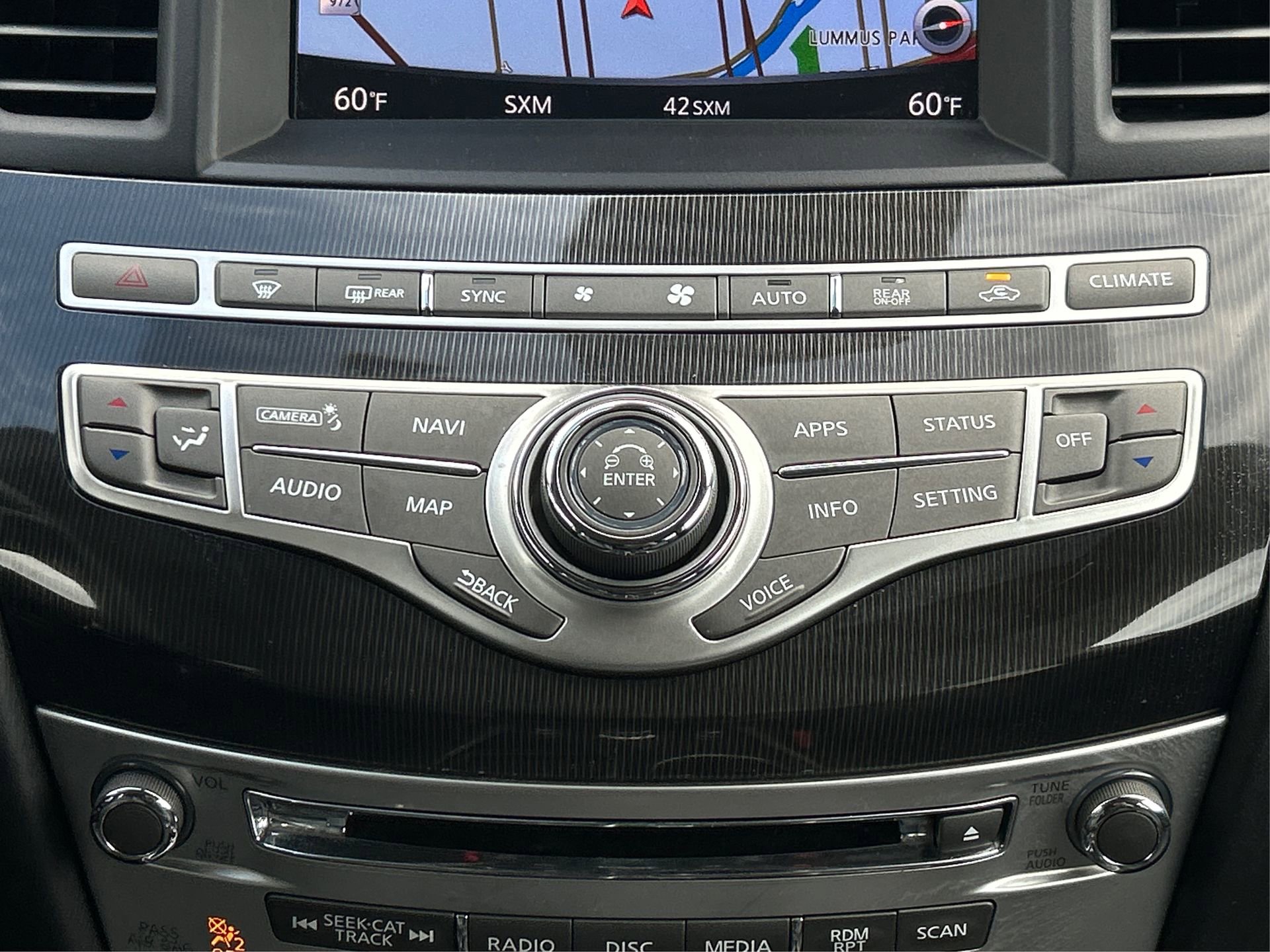 Used 2020 INFINITI QX60 Luxe w/ Essential Package image 30