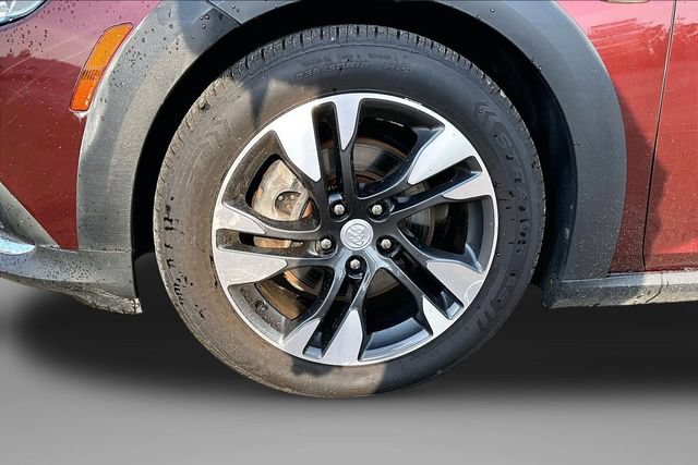 Used 2019 Buick Regal Essence w/ Driver Confidence Package I AWD/4WD image 9