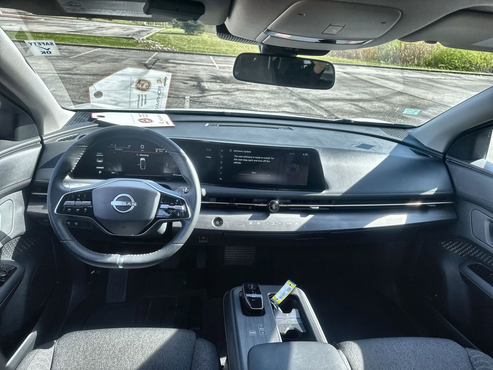 Used 2023 Nissan Ariya FWD image 11