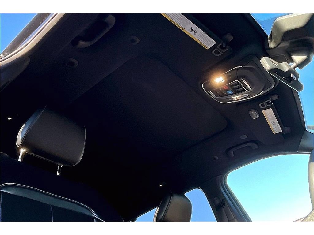 Used 2024 Jeep Grand Cherokee L Limited w/ Luxury Tech Group II image 22