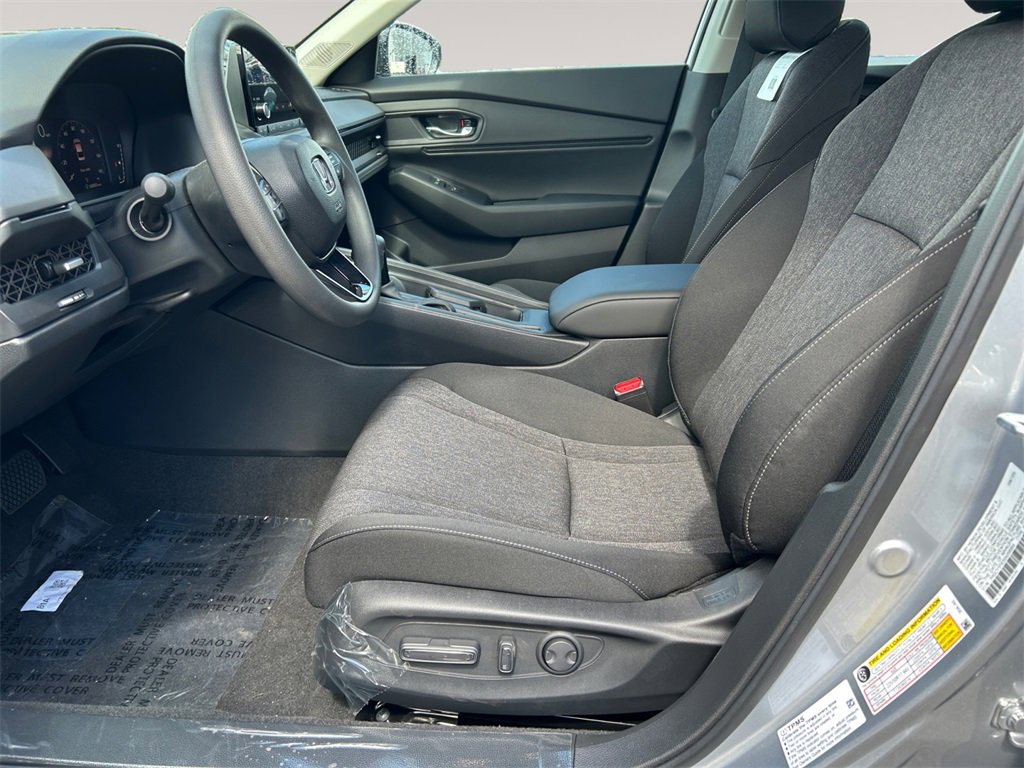 New 2025 Honda Accord SE image 9
