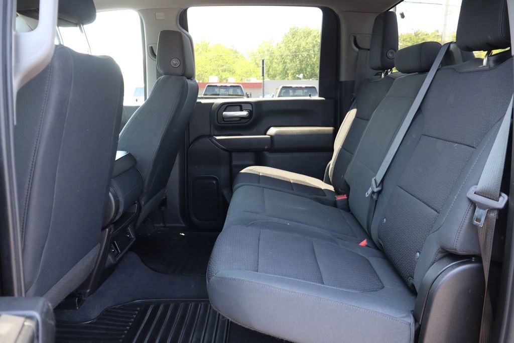 Used 2020 Chevrolet Silverado 2500 Custom w/ Custom Value Package AWD/4WD image 16