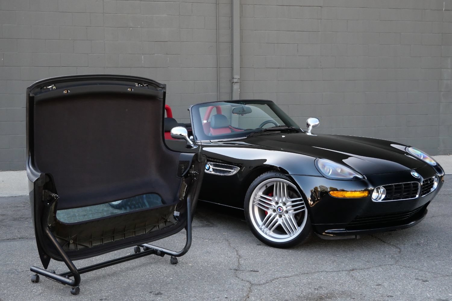 Used 2001 BMW Z8 RWD image 45