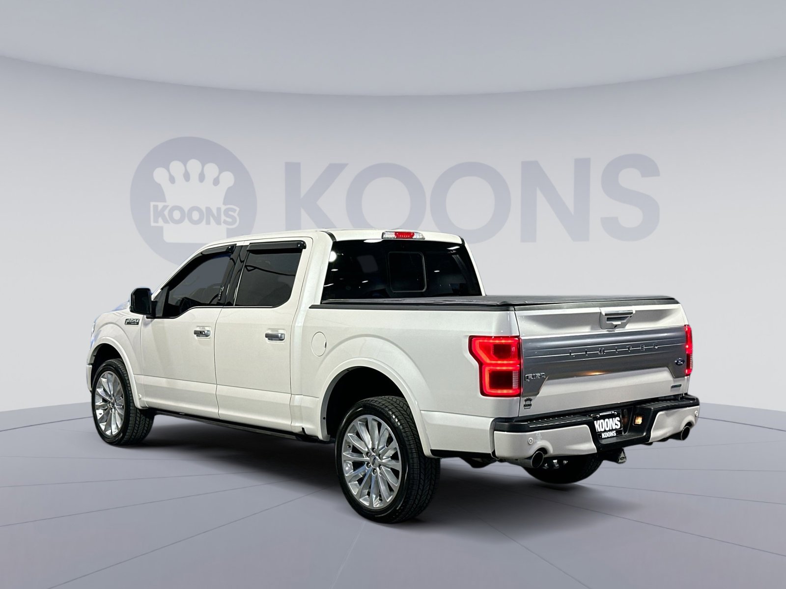 Used 2019 Ford F150 Limited w/ Trailer Tow Package image 4