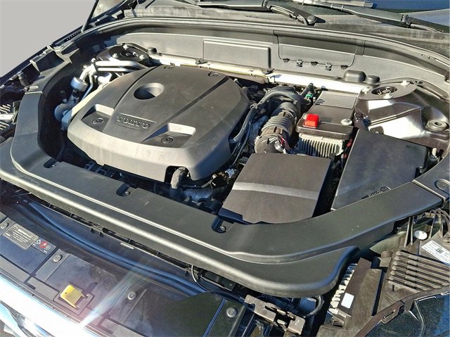 Used 2018 Volvo XC60 T6 Inscription w/ Convenience Package image 27