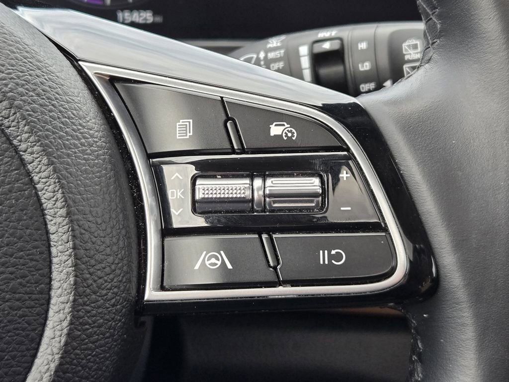 Used 2024 Kia Seltos EX image 23
