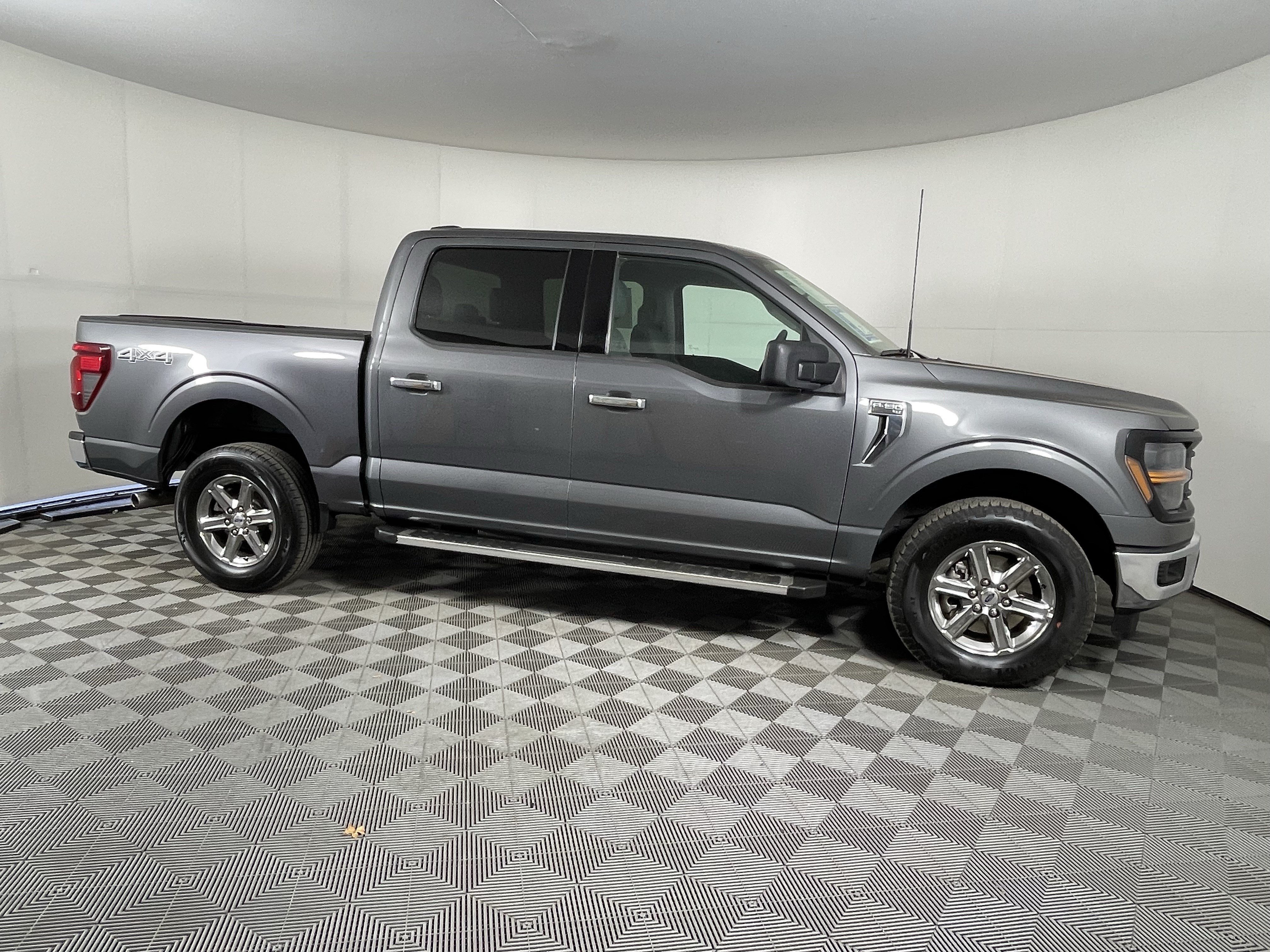 Used 2025 Ford F150 XLT w/ Equipment Group 301A Standard AWD/4WD image 6