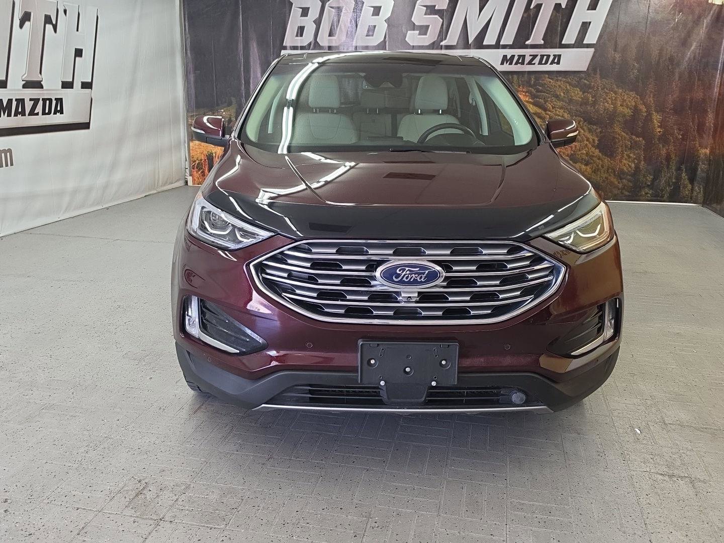 Used 2022 Ford Edge Titanium w/ Equipment Group 301A AWD/4WD image 18