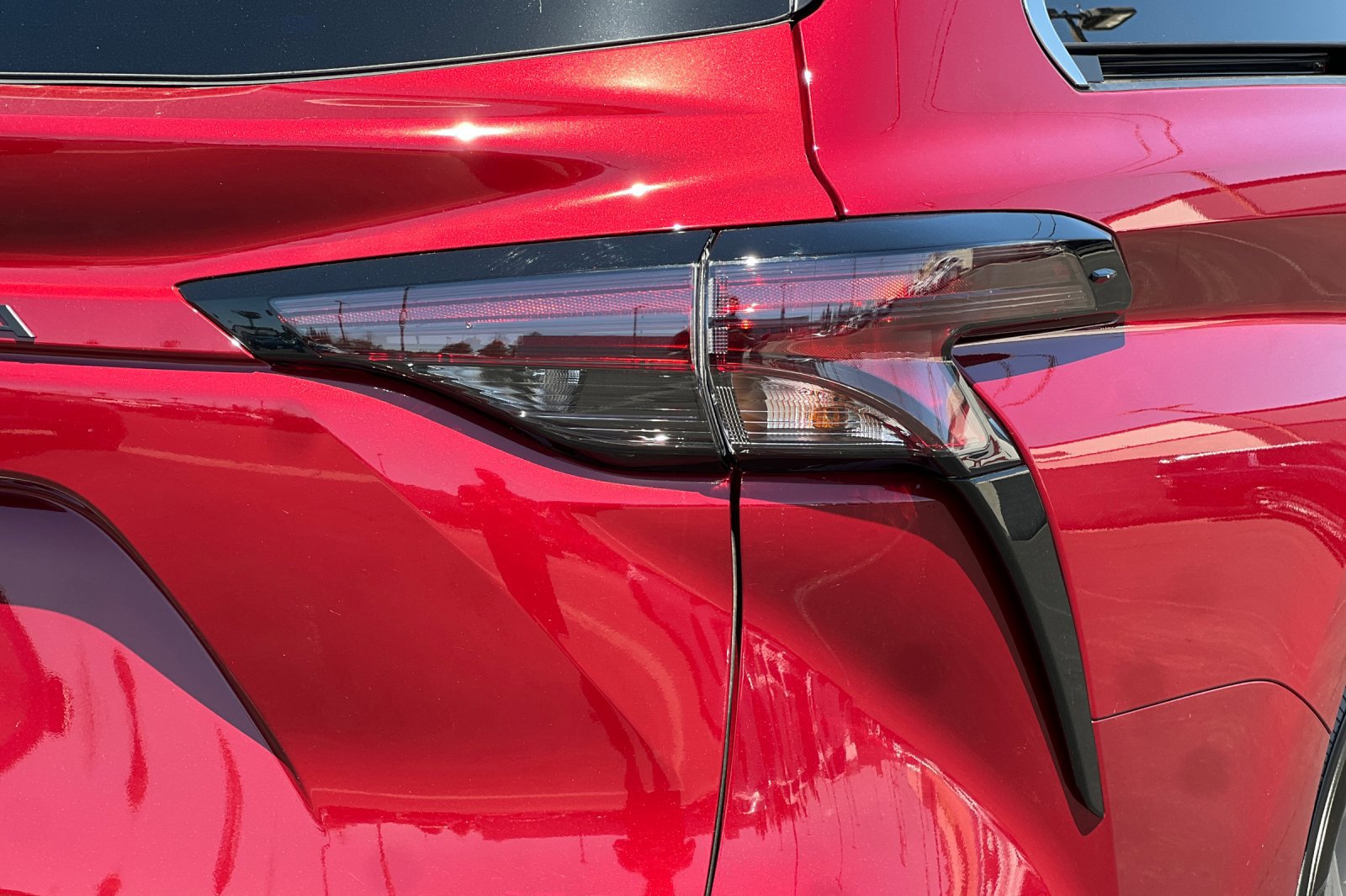 Certified 2026 Toyota Sienna XLE FWD image 27