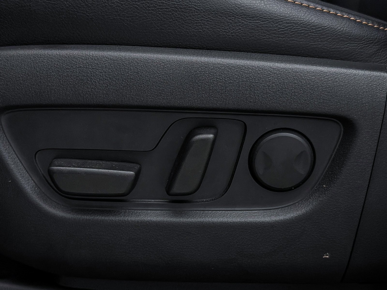 Certified 2025 MAZDA CX-90 3.3 Turbo w/ Premium Sport Pkg image 22