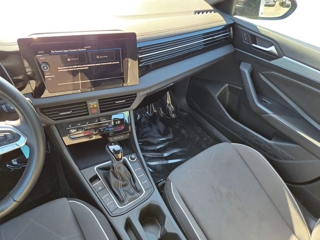 Used 2025 Volkswagen Jetta Sport FWD image 21