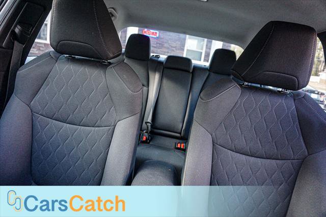 Used 2021 Toyota Corolla LE image 20