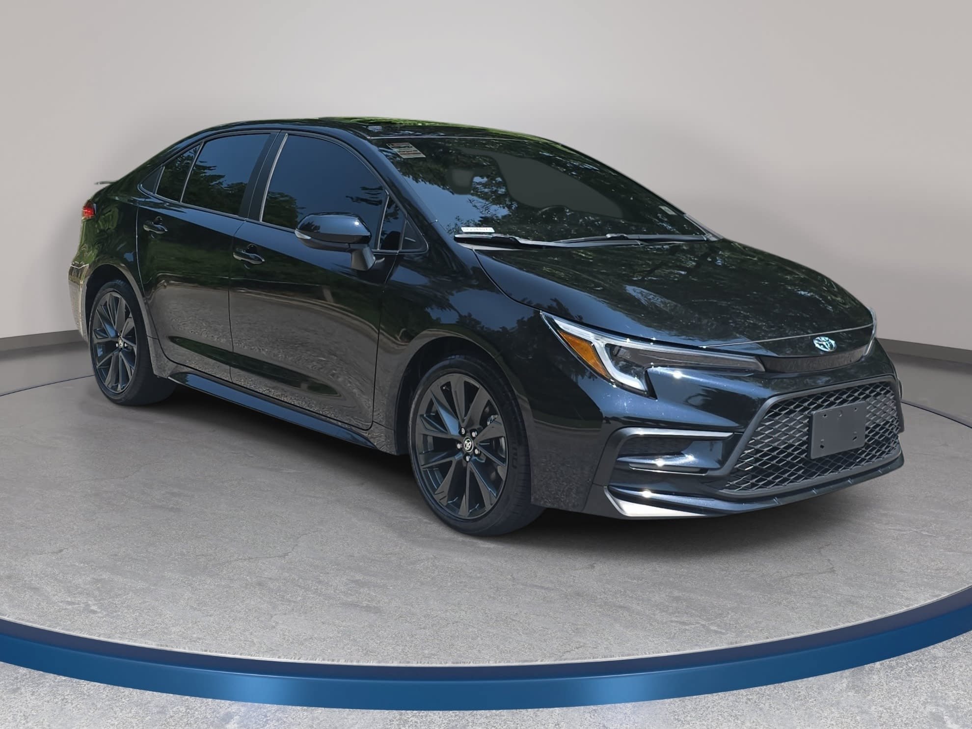 Used 2024 Toyota Corolla SE w/ SE Premium Package FWD image 3