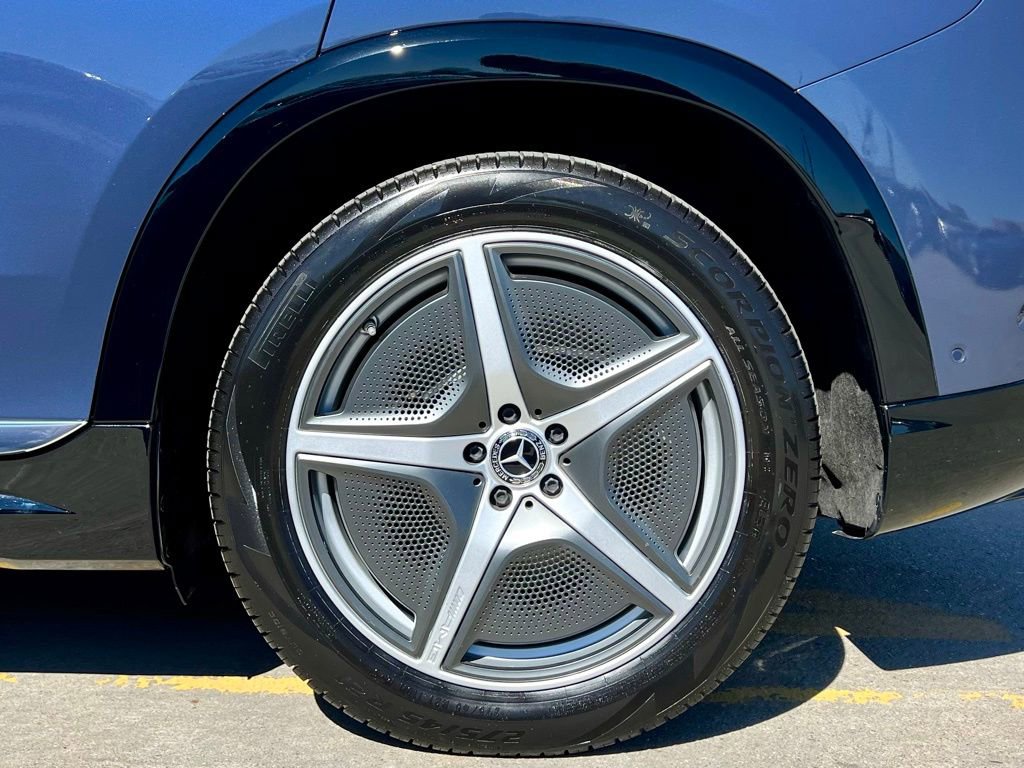Certified 2023 Mercedes-Benz EQS 450+ 4MATIC SUV image 17