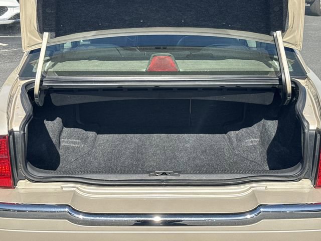 Used 2001 Lincoln LS image 18