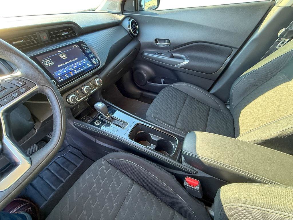 Used 2023 Nissan Kicks SV image 18
