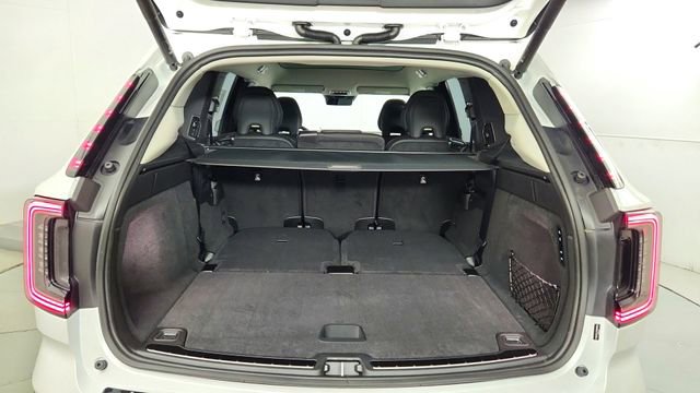 New 2026 Volvo EX90 Ultra AWD/4WD image 47