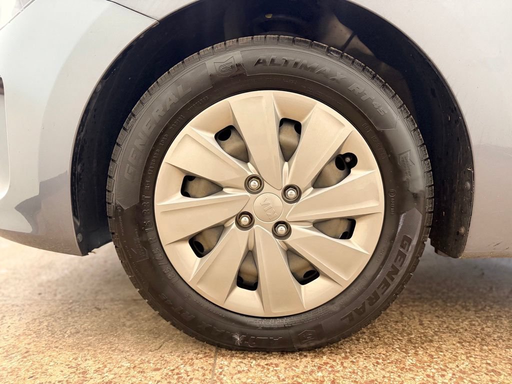 Used 2019 Kia Rio S FWD image 28