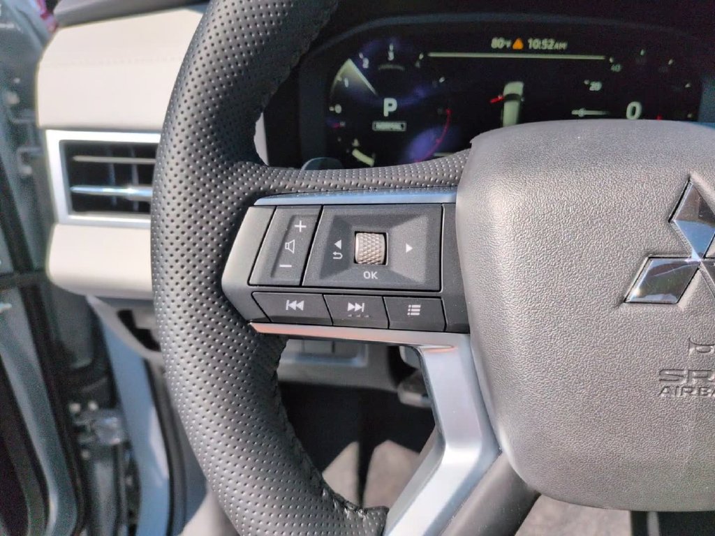New 2026 Mitsubishi Outlander SE AWD/4WD image 20