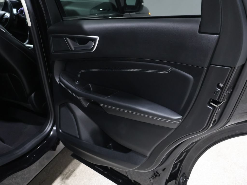 Used 2024 Ford Edge Titanium AWD/4WD image 22