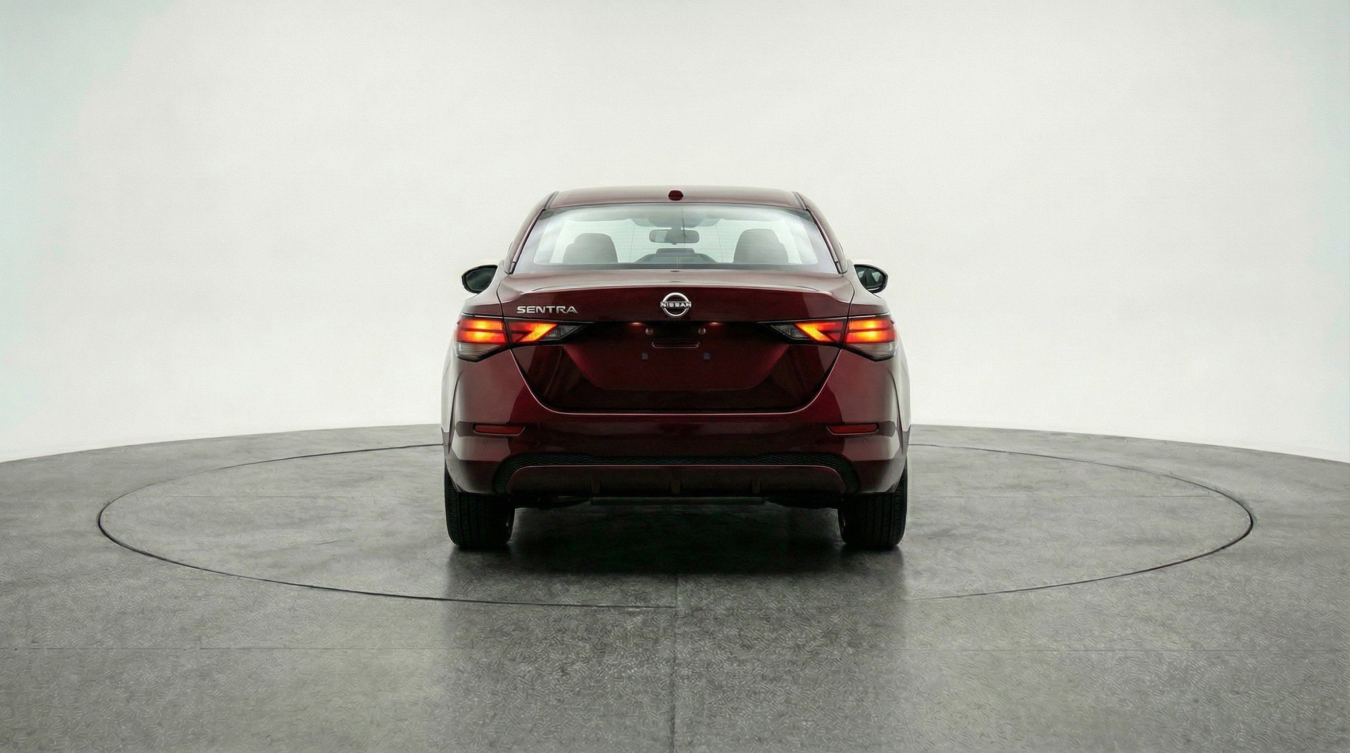 Used 2025 Nissan Sentra SV FWD image 7