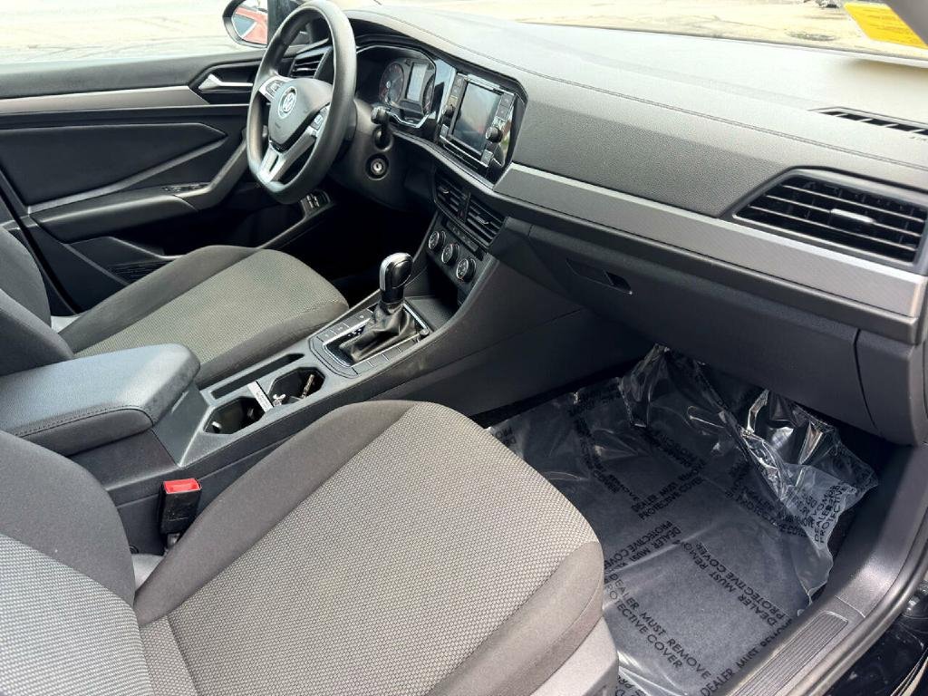 Used 2020 Volkswagen Jetta S image 16