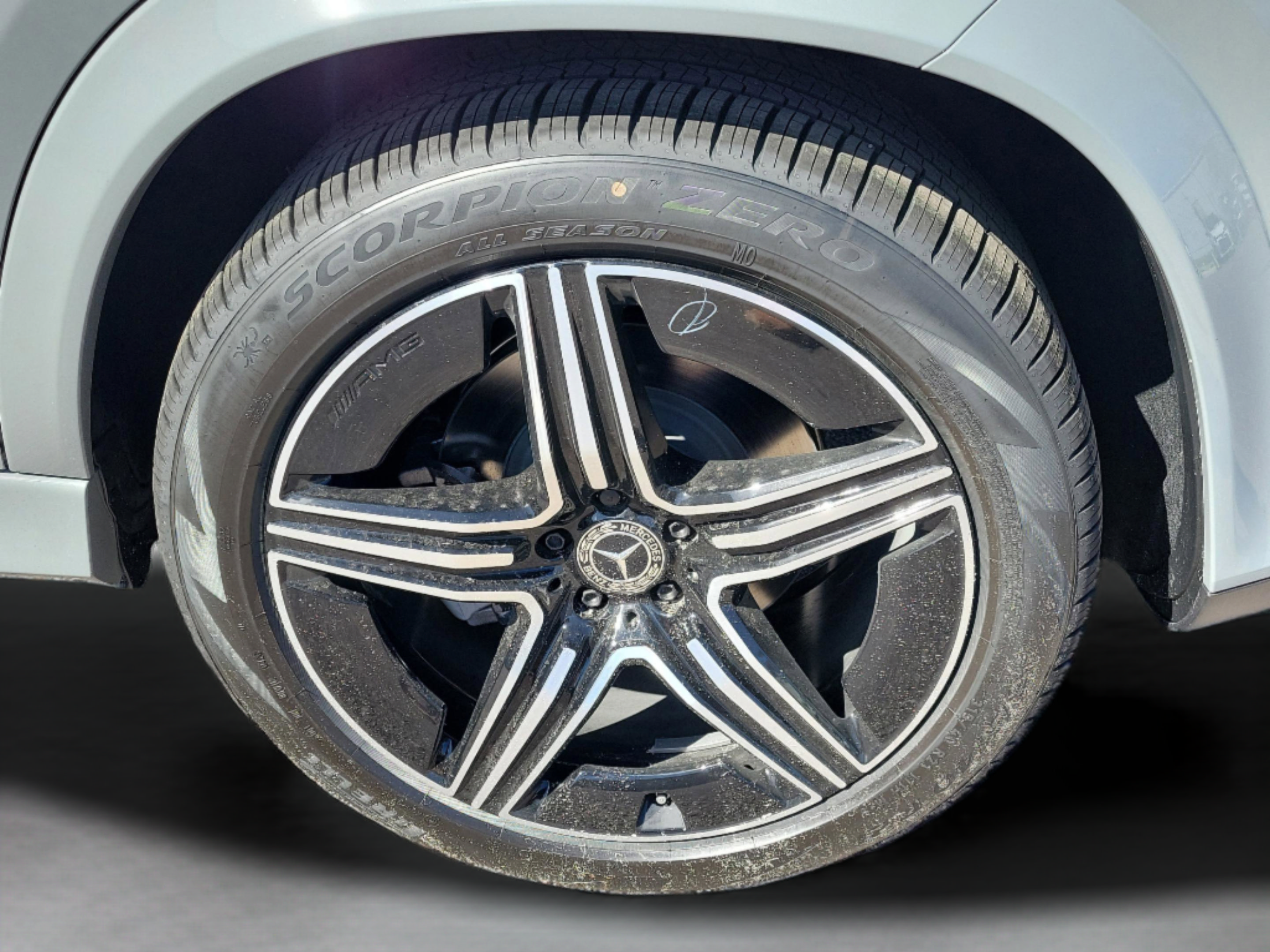 New 2026 Mercedes-Benz GLE 580 4MATIC image 32