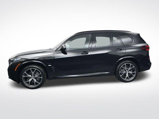 New 2026 BMW X5 xDrive50e w/ M Sport Package AWD/4WD image 8