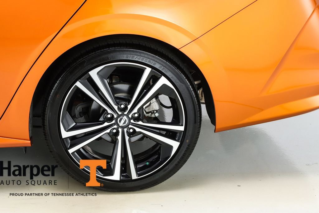 Used 2021 Nissan Sentra SR w/ SR Premium Package image 6