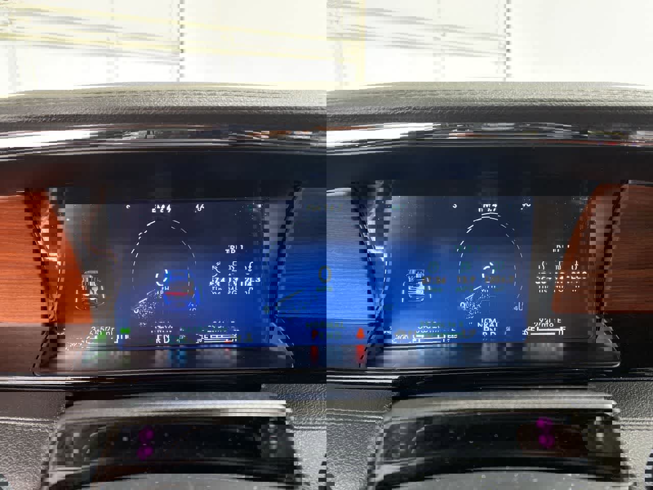 Used 2024 Lincoln Navigator L Premiere image 27