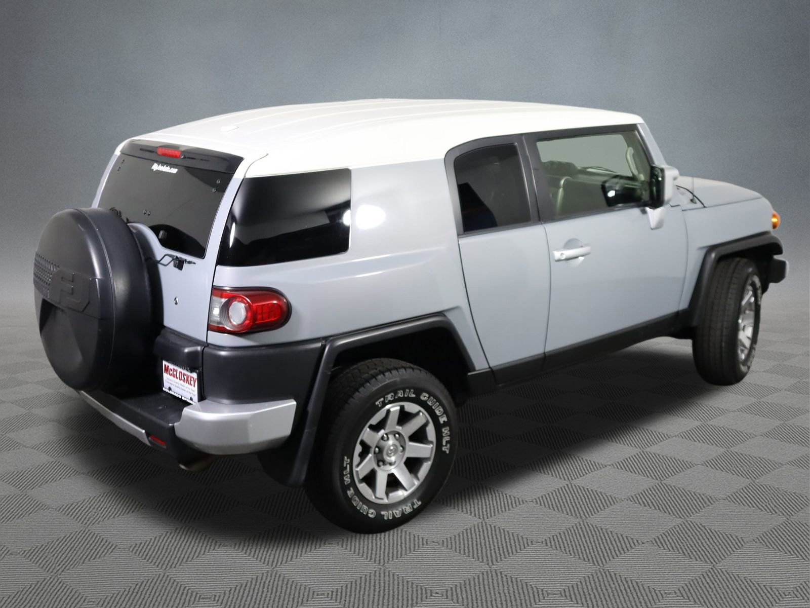 Used 2014 Toyota FJ Cruiser 4WD w/ Upgrade Package image 4
