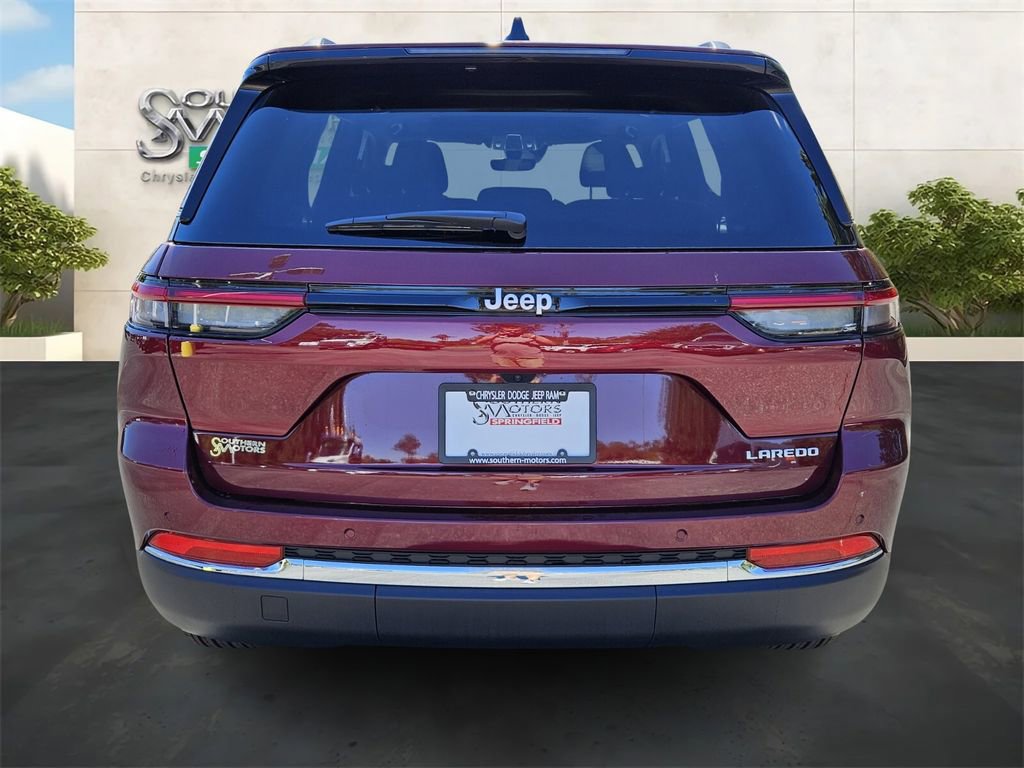 New 2025 Jeep Grand Cherokee Laredo X w/ Luxury Tech Group I image 4