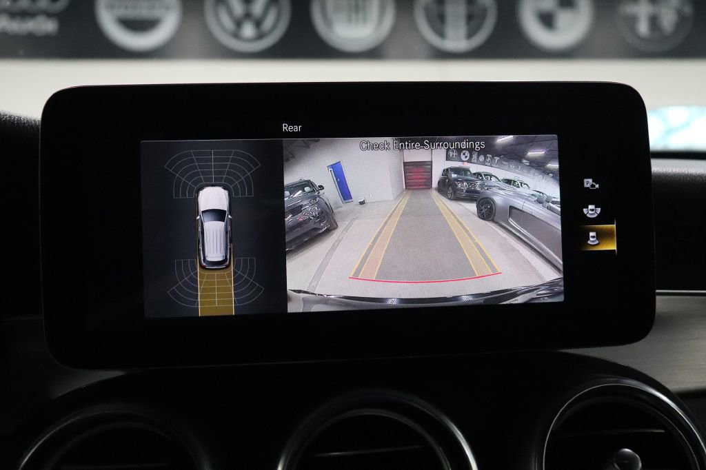 Used 2021 Mercedes-Benz GLC 300 w/ AMG Line image 14